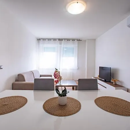 Fair 2 Min - Private Parking * Verona
