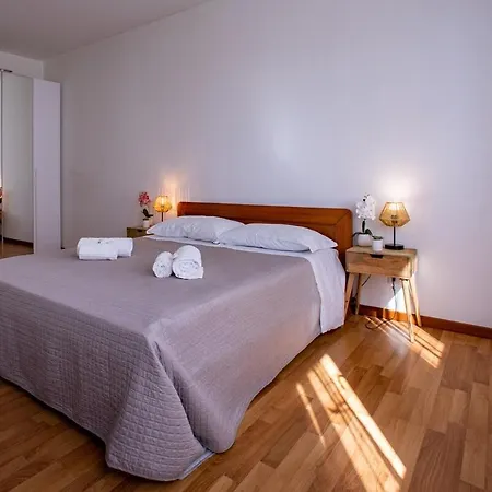 Apartment Fair 2 Min - Private Parking